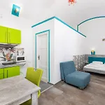 Amber Gardenview Downtown 4*