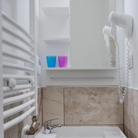 Aparthotel Amber Gardenview Downtown 4*