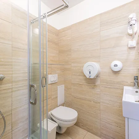 Amber Gardenview Downtown アパートホテル ブダペスト