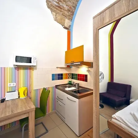 Aparthotel Amber Gardenview Downtown 4*