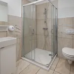 Ξενοδοχείο με διαμερίσματα Amber Gardenview Downtown 4*