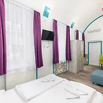 아파트호텔 Amber Gardenview Downtown 4*