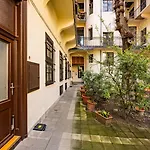 Amber Gardenview Downtown 4* Βουδαπέστη