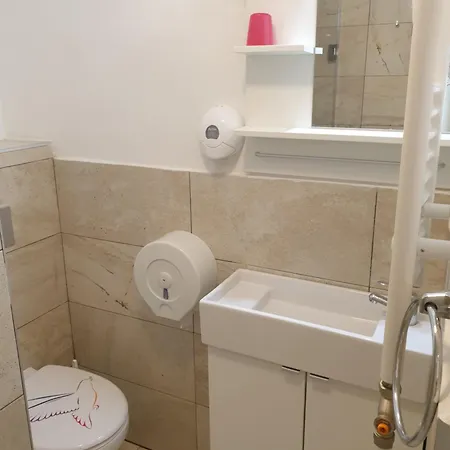 Aparthotel Amber Gardenview Downtown Boedapest