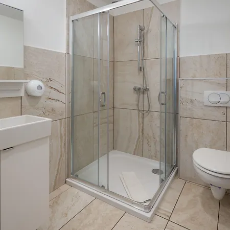 Aparthotel Amber Gardenview Downtown 4*