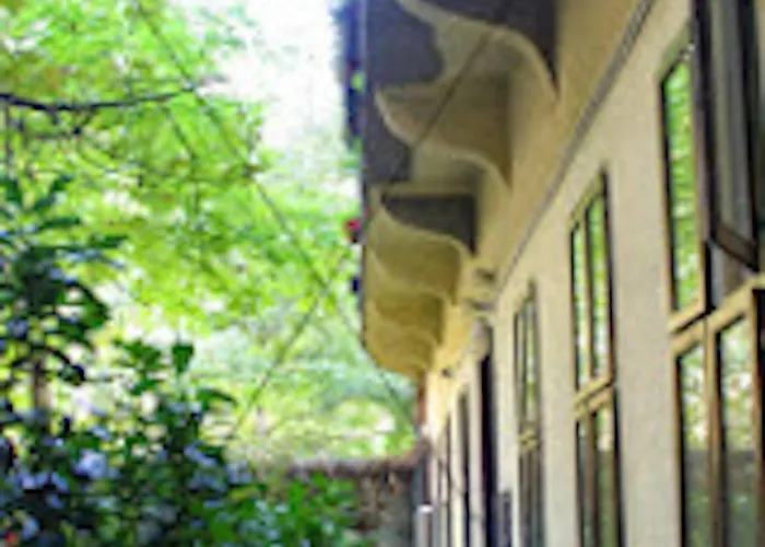 Apartahotel Amber Gardenview 4*