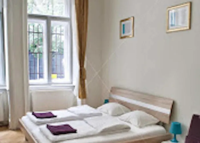 Amber Gardenview 4* Budapest